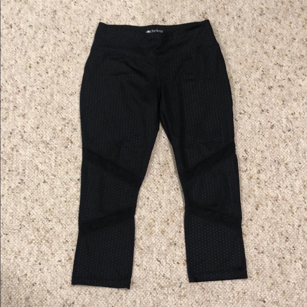 Polka Dot/Mesh Capri Workout Leggings